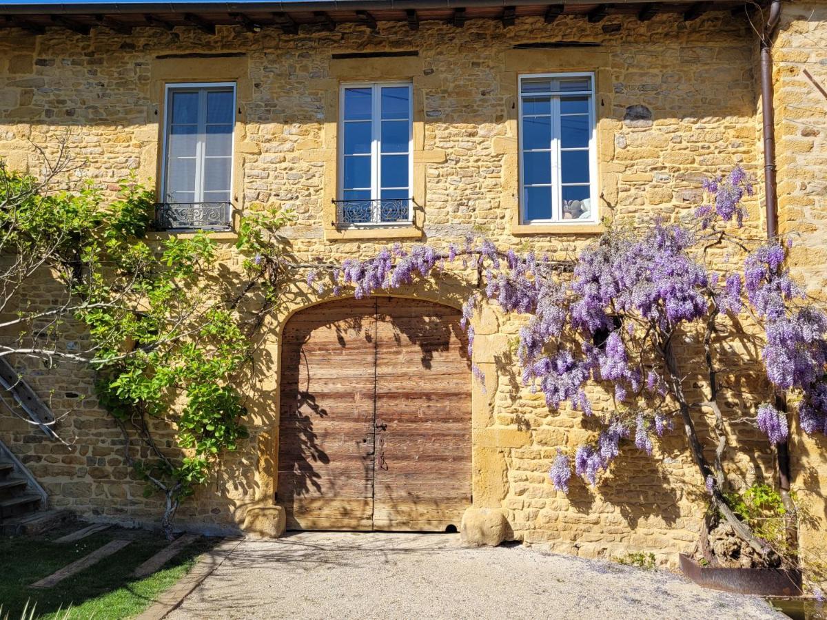 Lodges En Pierres Dorees Saint-Germain-Nuelles Exterior foto